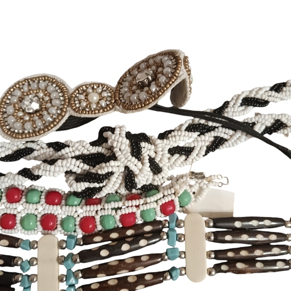 Mixed Lot of 4 Vintage BOHO Beaded Necklaces Colorful Native Headband + Chokers - Picture 4 of 5